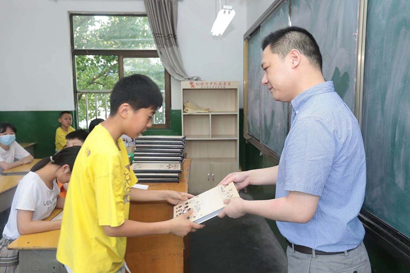 ־Ը�ߞ�ޘ�?q��)WУ���I(y��)�������� �D3